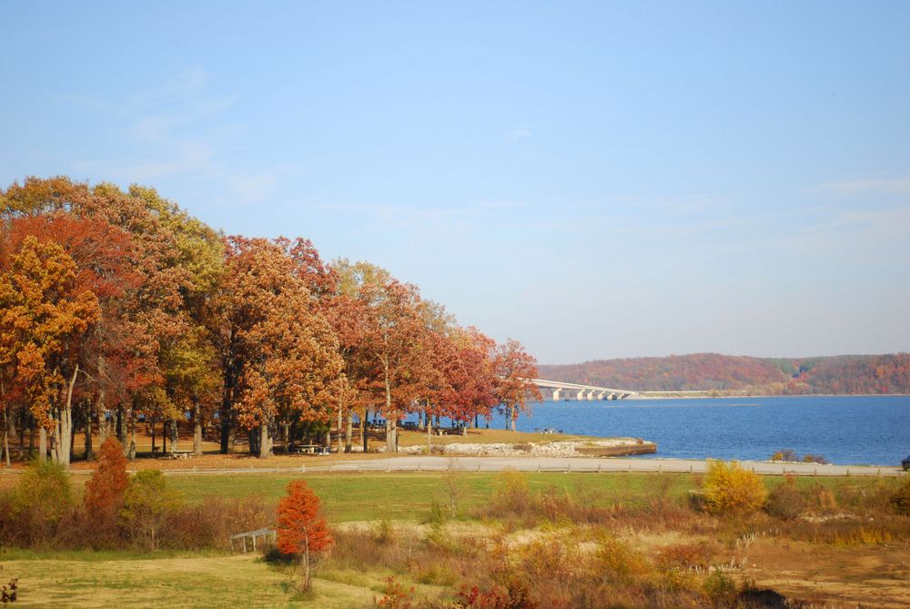 Scenic view of Paris Landing State Park