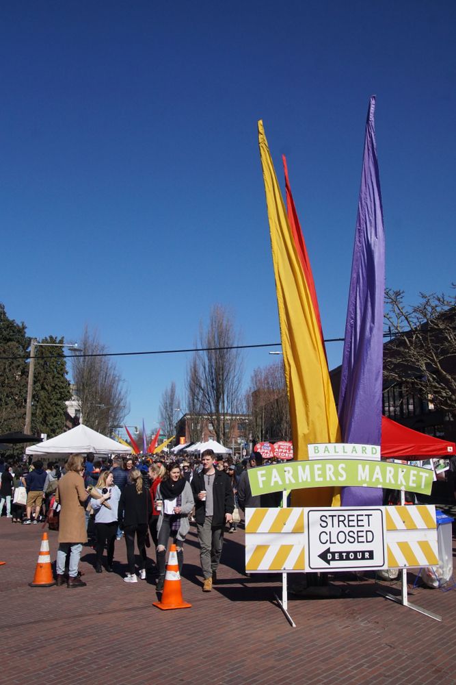 Street closed sign for Ballard Farmers Market