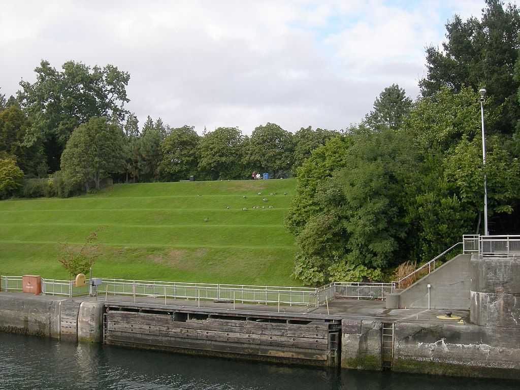 Daytime view of Carl S. English Jr. Botanical Garden