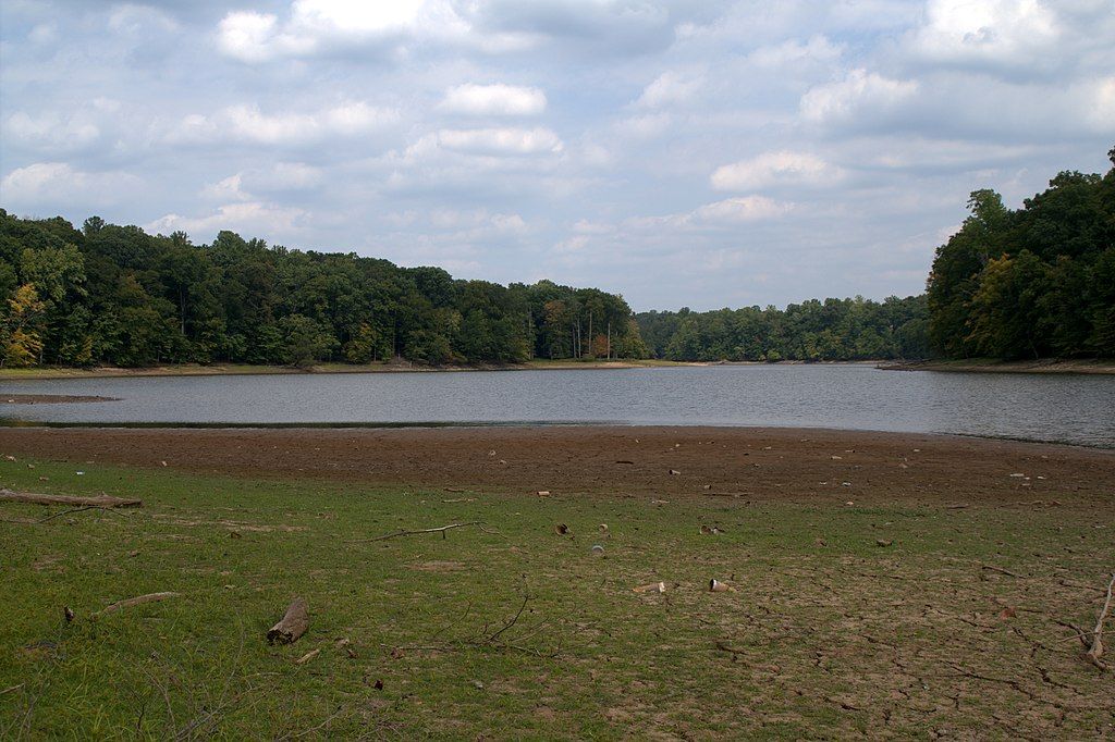Daytime view of Fountainhead Regional Park