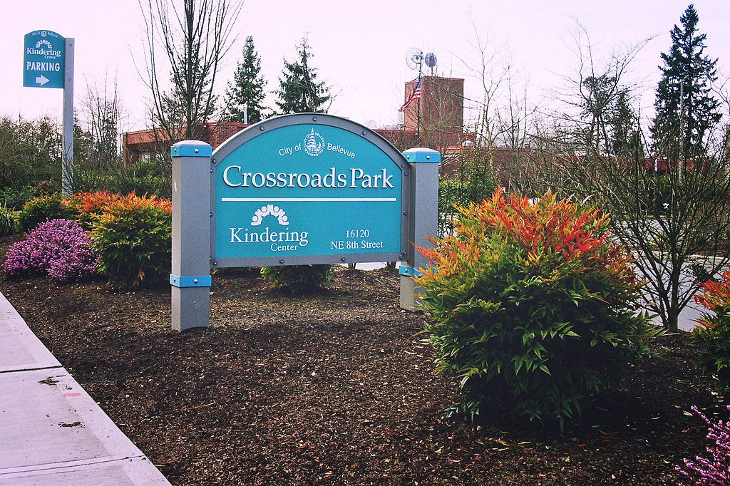 Welcome sign of Crossroads Community Park