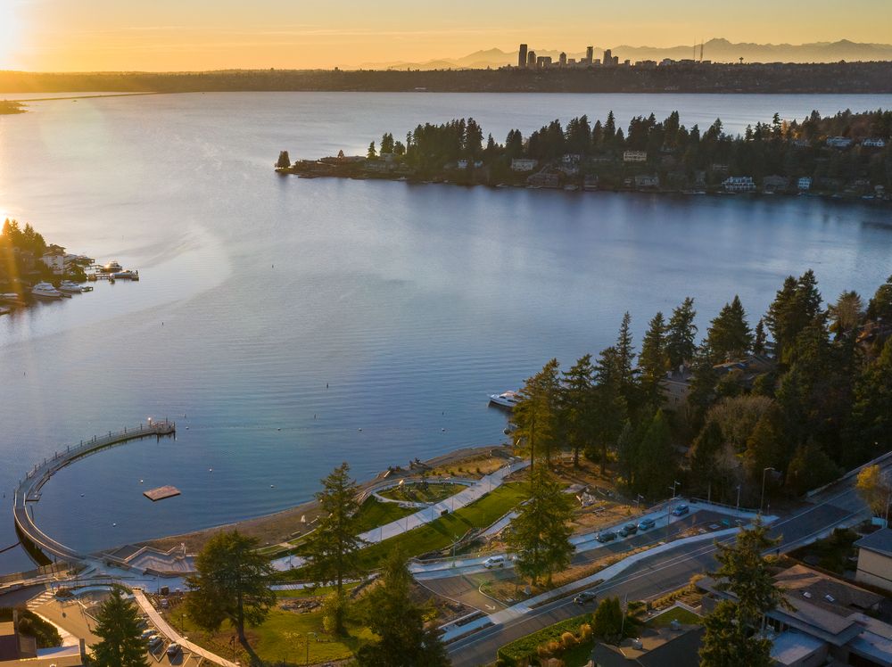 Aerial view of Meydenbauer Bay Park