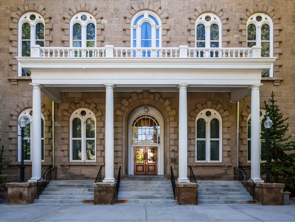 The entrance doors, and windows of Nevada State Capitol Building