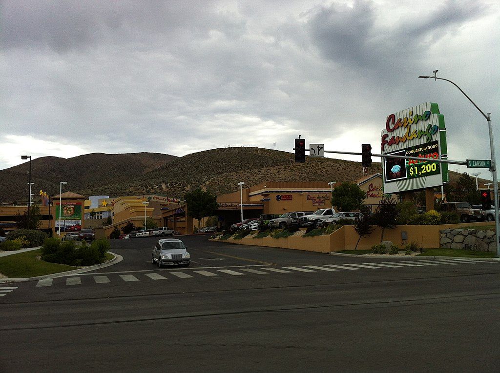 Exterior and name sign of Casino Fandango