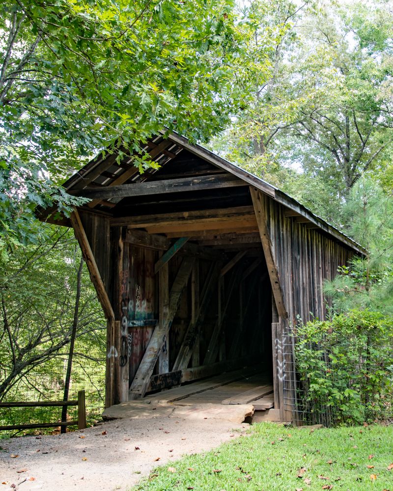 Entrance to the Bunker Hill Covered Bridge
