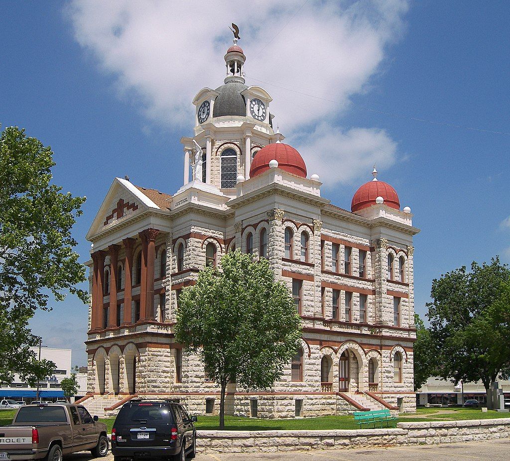 Facade of Coryell County Courthouse