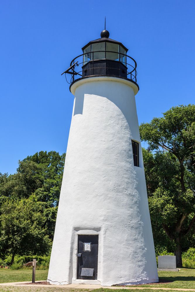 Exterior of Turkey Point Lighthouse