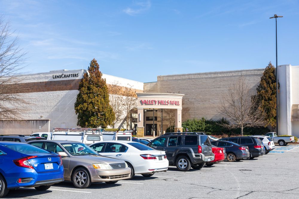 Exterior of Valley Hills Mall