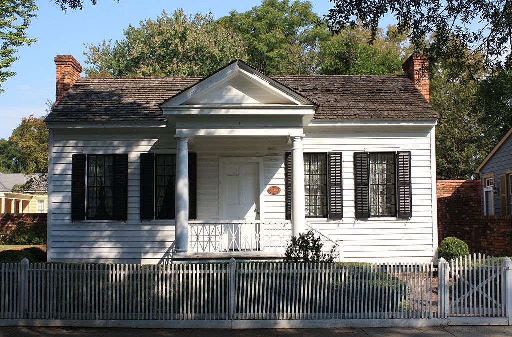 A house at Columbus Historic District