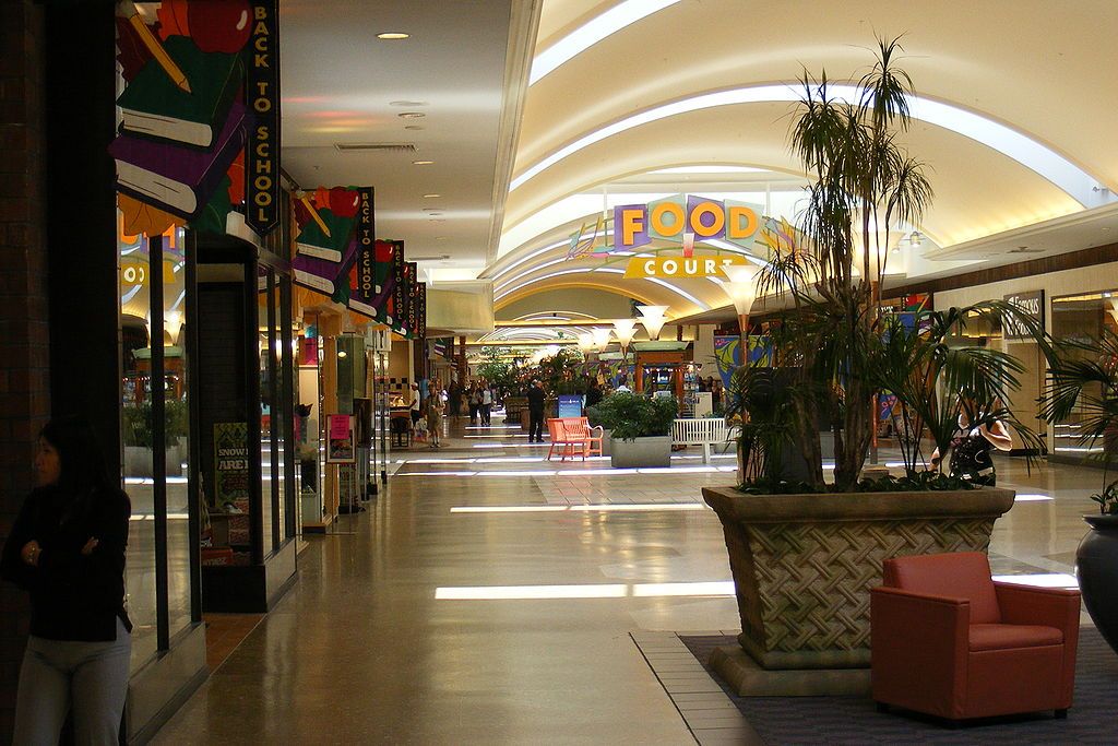 Interior of Sunrise Mall