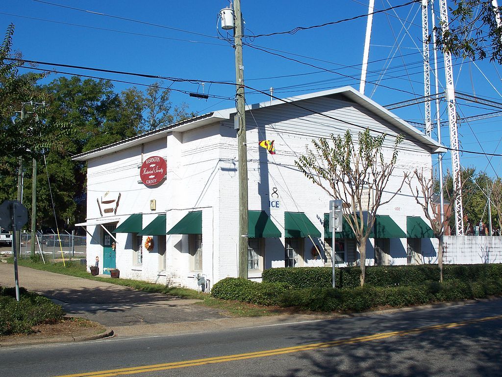Side exterior of Washington County Historical Society