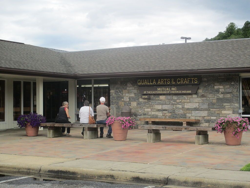 Exterior of Qualla Arts and Crafts Mutual