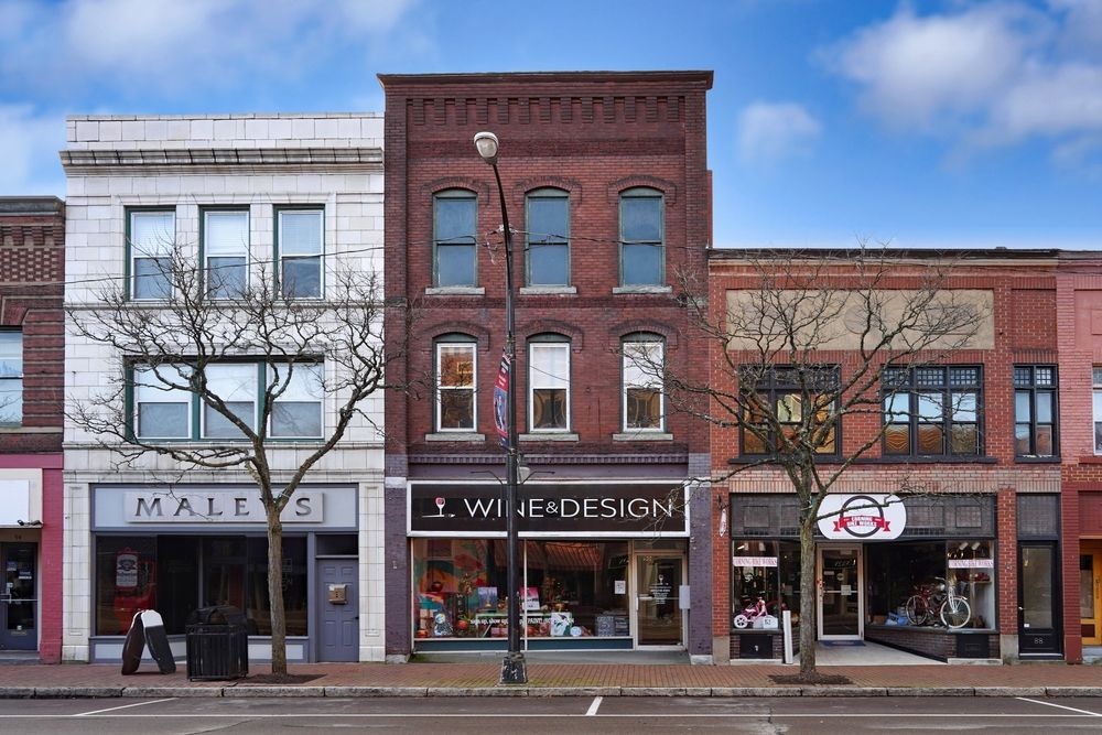 Buildings of Corning's Gaffer District