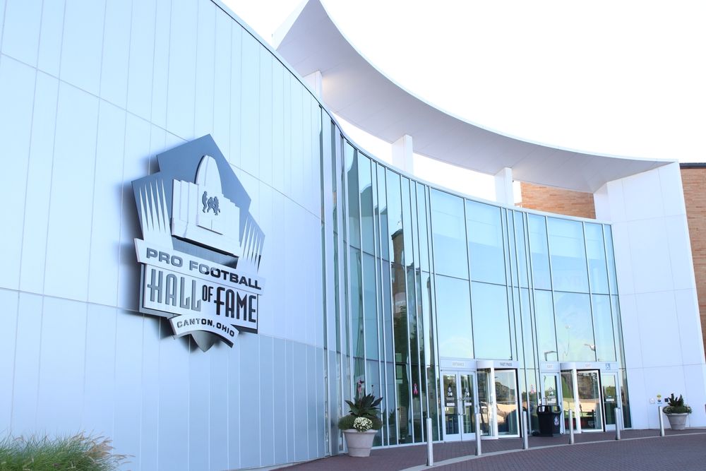 Name sign of Pro Football Hall of Fame