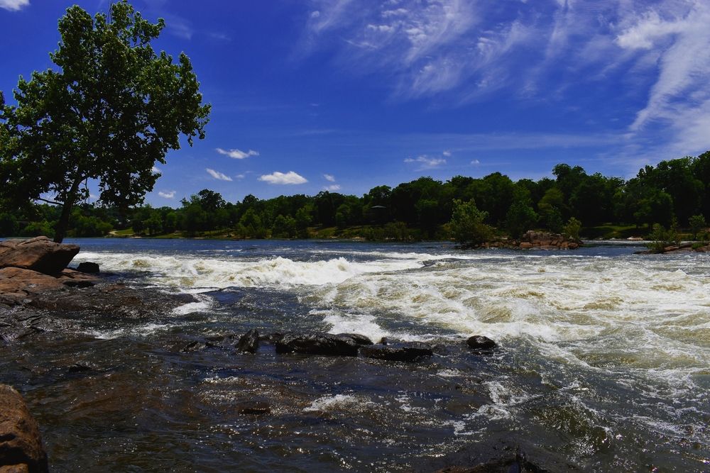 The rapids of Chattahoochee River