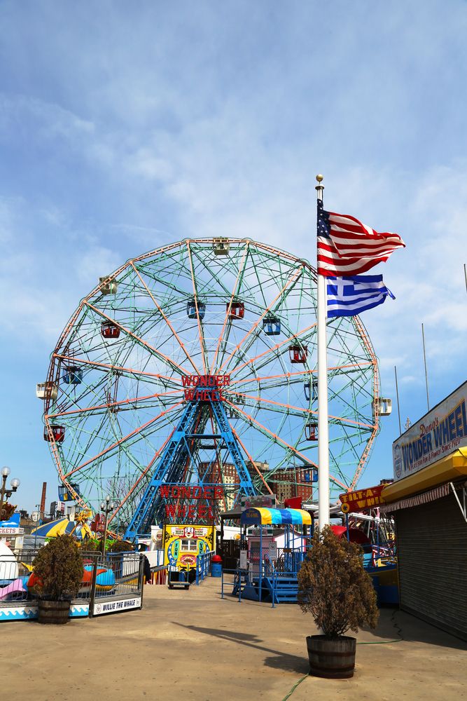 View of the ferris wheel of Deno's Wonder Wheel Amusement Park
