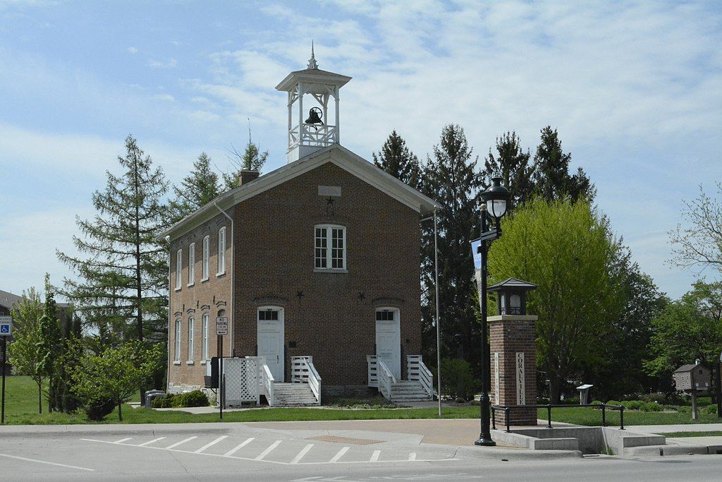 Exterior of the 1876 Coralville Schoolhouse.