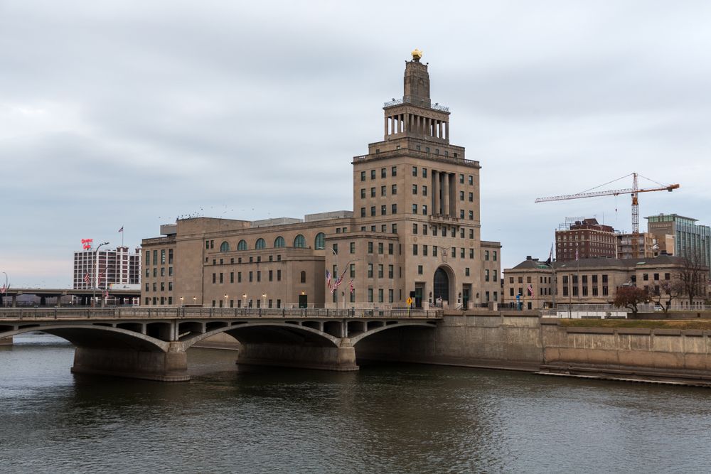 Exterior of the Veterans Memorial Building