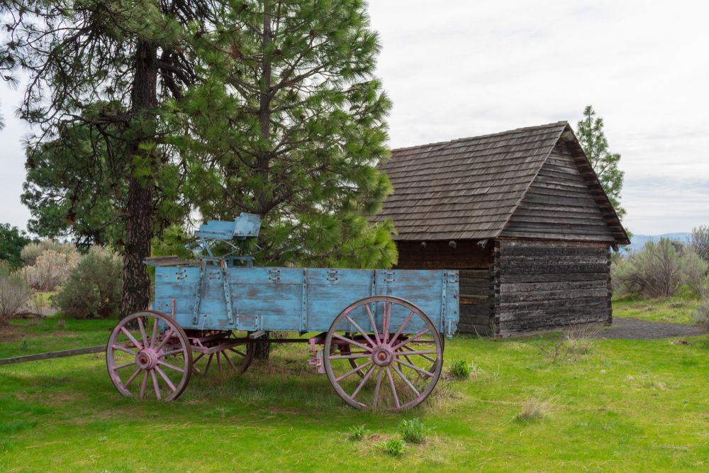 A cabin at Columbia Gorge Discovery Center