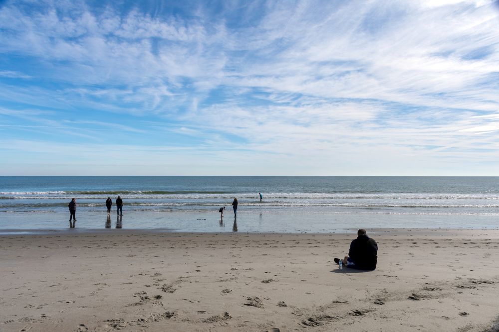 People at the beach of Myrtle Beach State Park