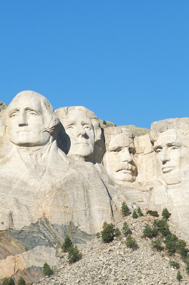 Daytime view of Mt. Rushmore National Memorial