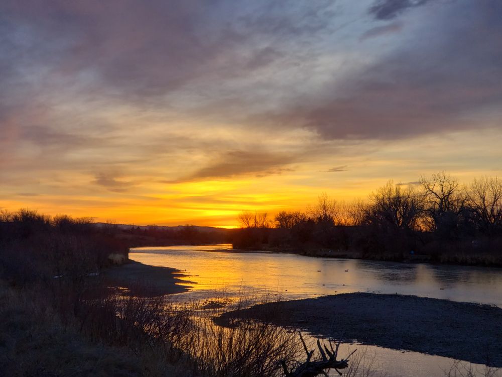 Scenic sunset at North Platte River