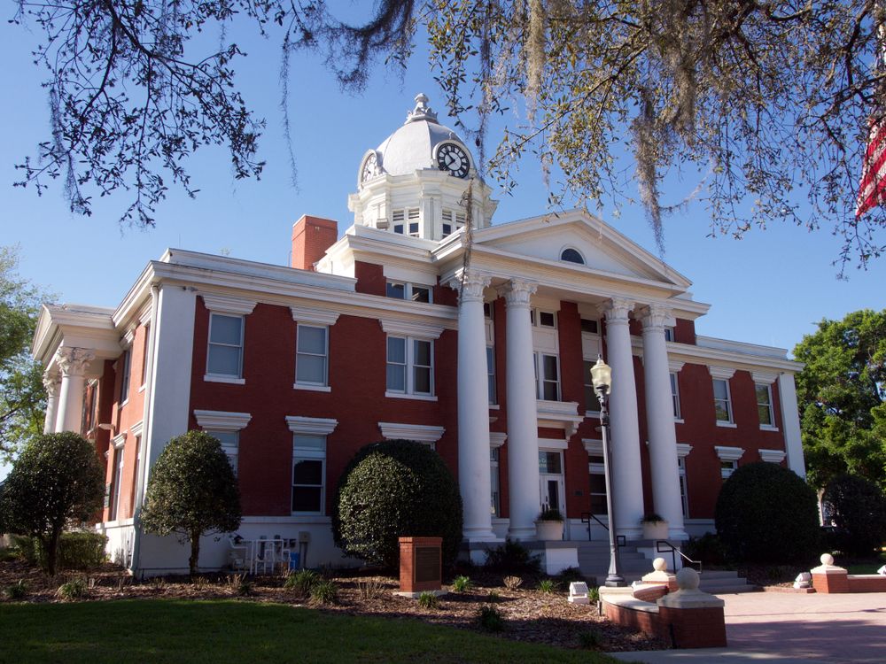 Exterior of Pasco County Courthouse