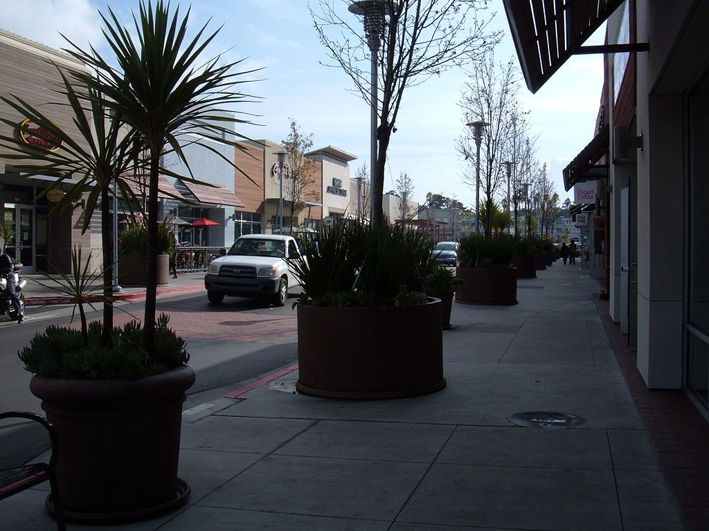 Sidewalk at Westlake Shopping Center