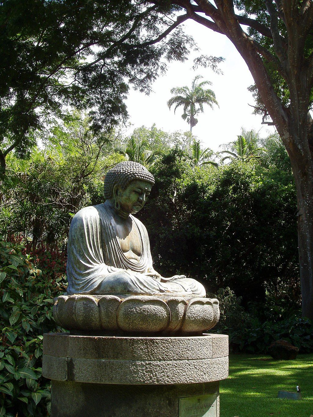 Replica of Daibutsu of Kamakura on the grounds of Foster Botanical Garden