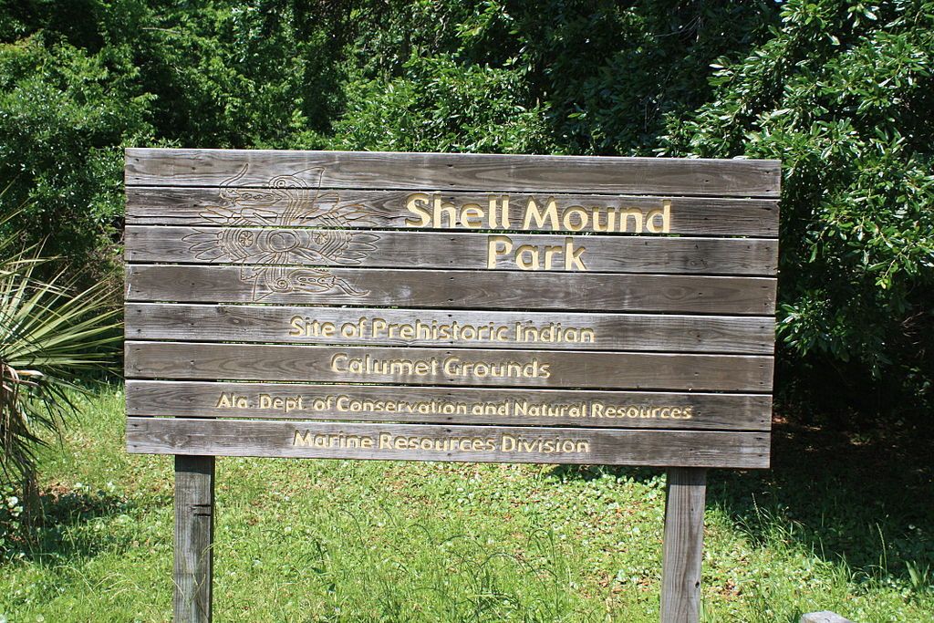 Signage of Indian Shell Mound Park