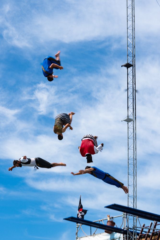 Sinbad High divers of Milord Entertainment Canada at North Dakota State Fair