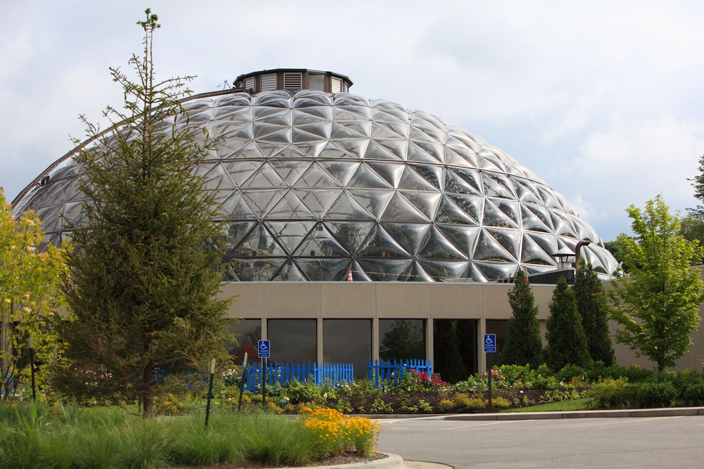 Exterior of the Greater Des Moines Botanical Garden