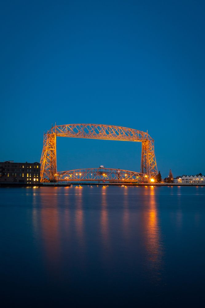 Night lights of the Aerial Lift Bridge