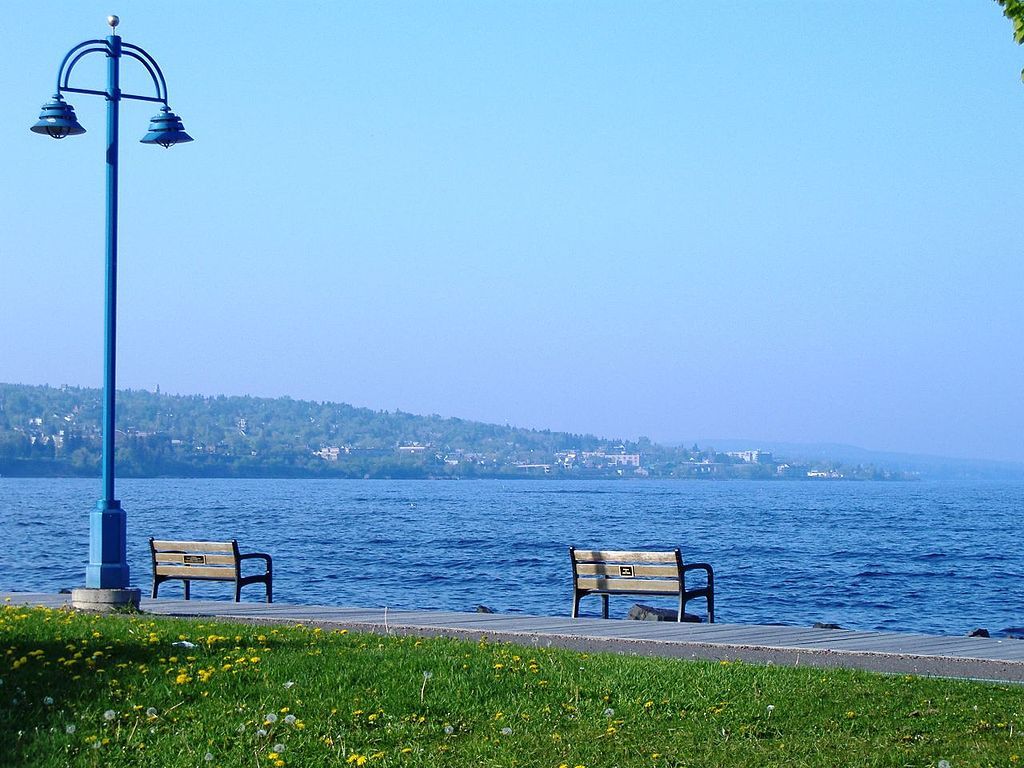 Benches along Lakewalk