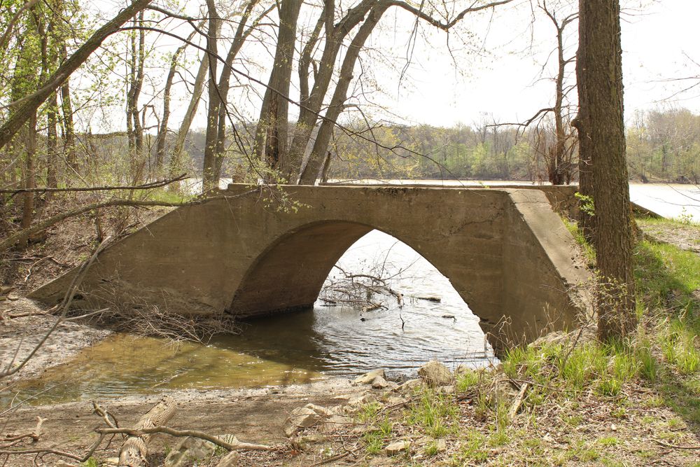 A bridge at Independence Dam State Park