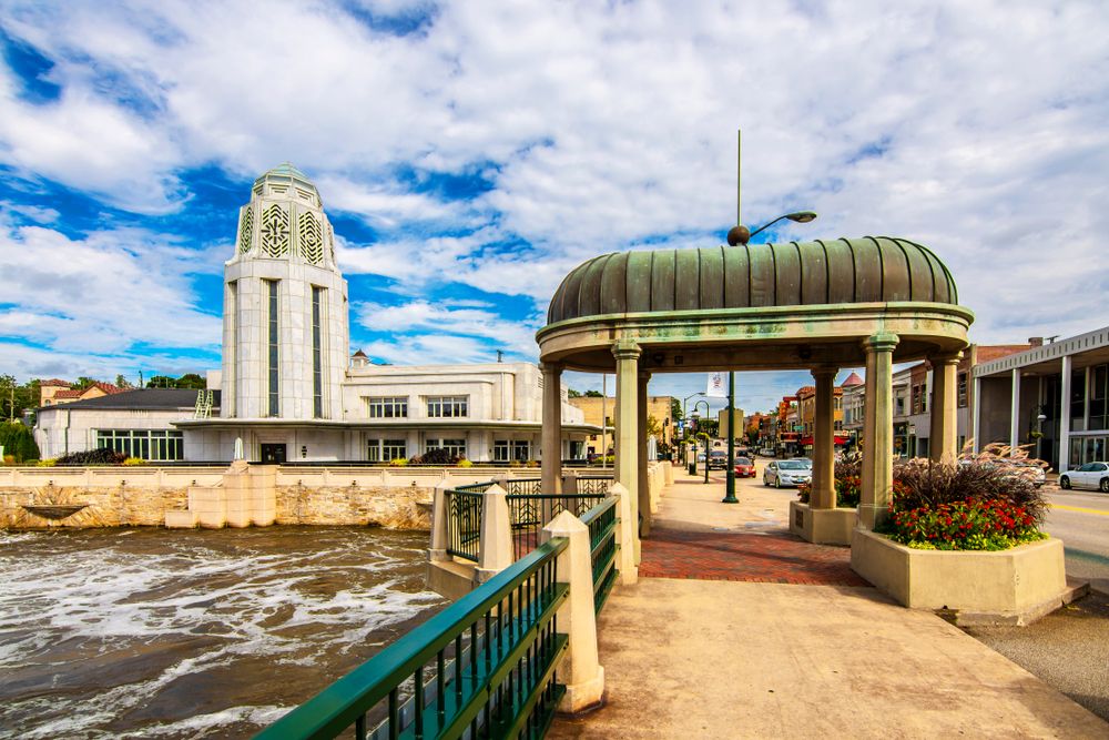 Riverwalk at Downtown St. Charles