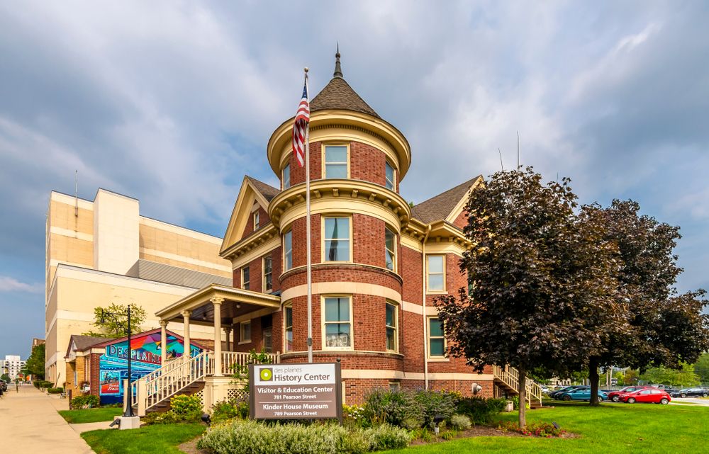 Exterior of the Des Plaines History Center