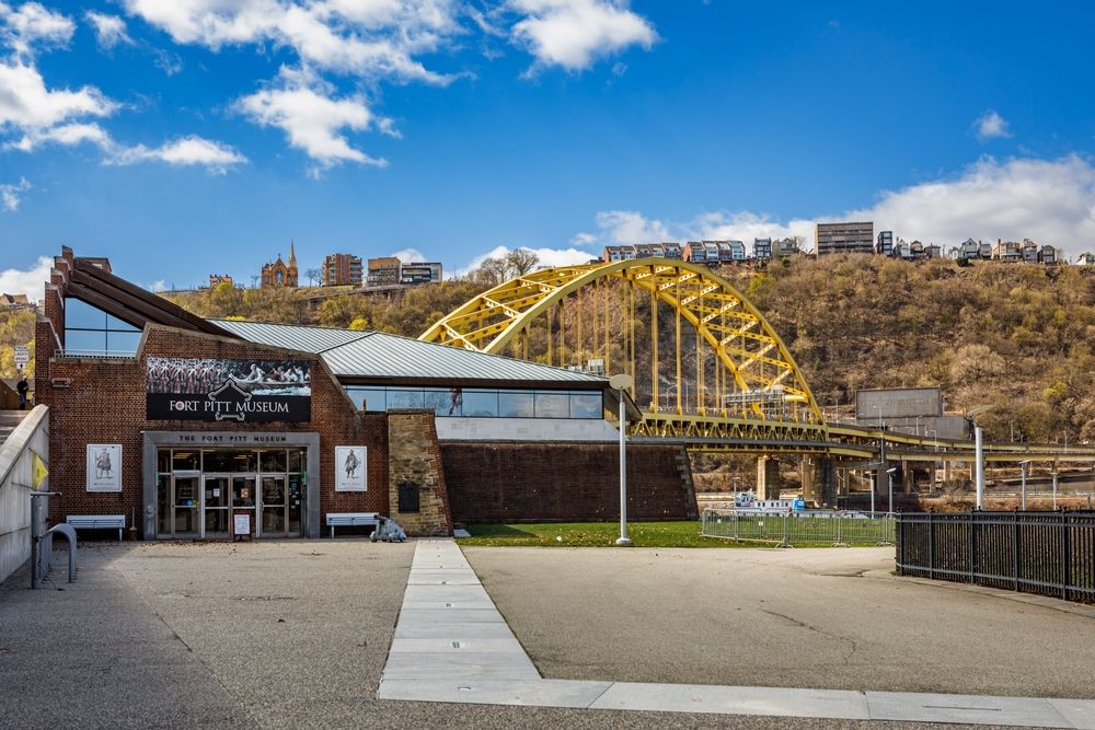 Exterior of Fort Pitt museum
