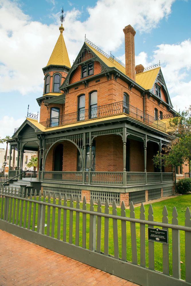 Exterior of Rosson House