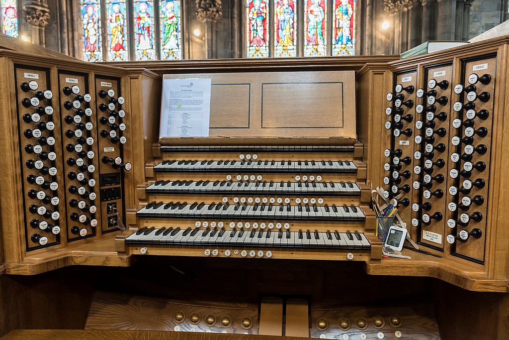 An organ instrument in Doncaster Minster