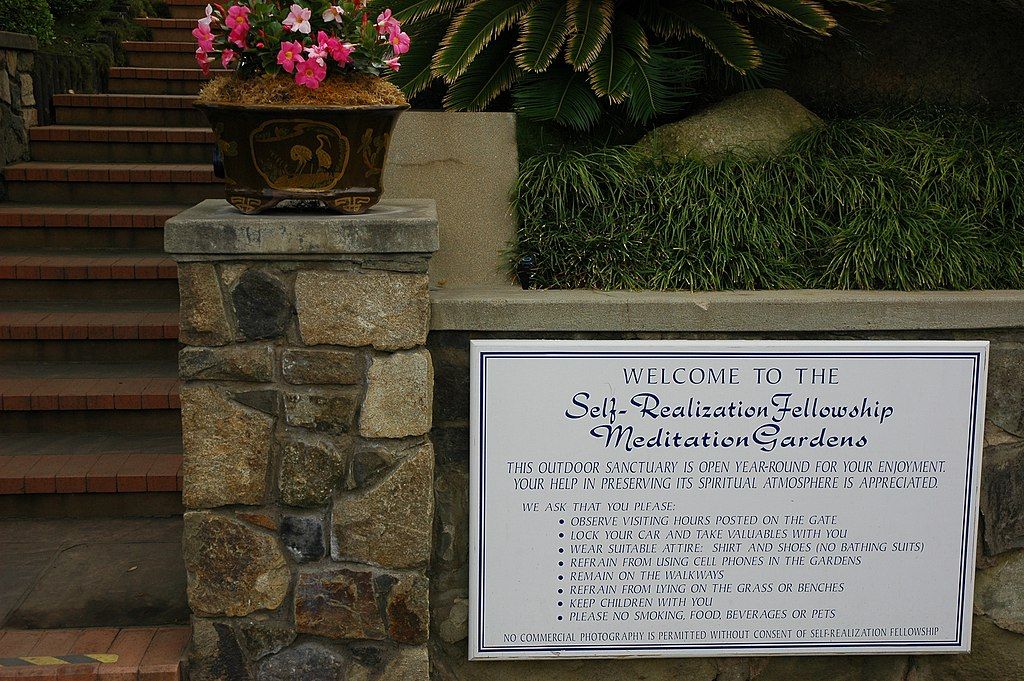Welcome sign of Self Realization Fellowship Hermitage & Meditation Gardens