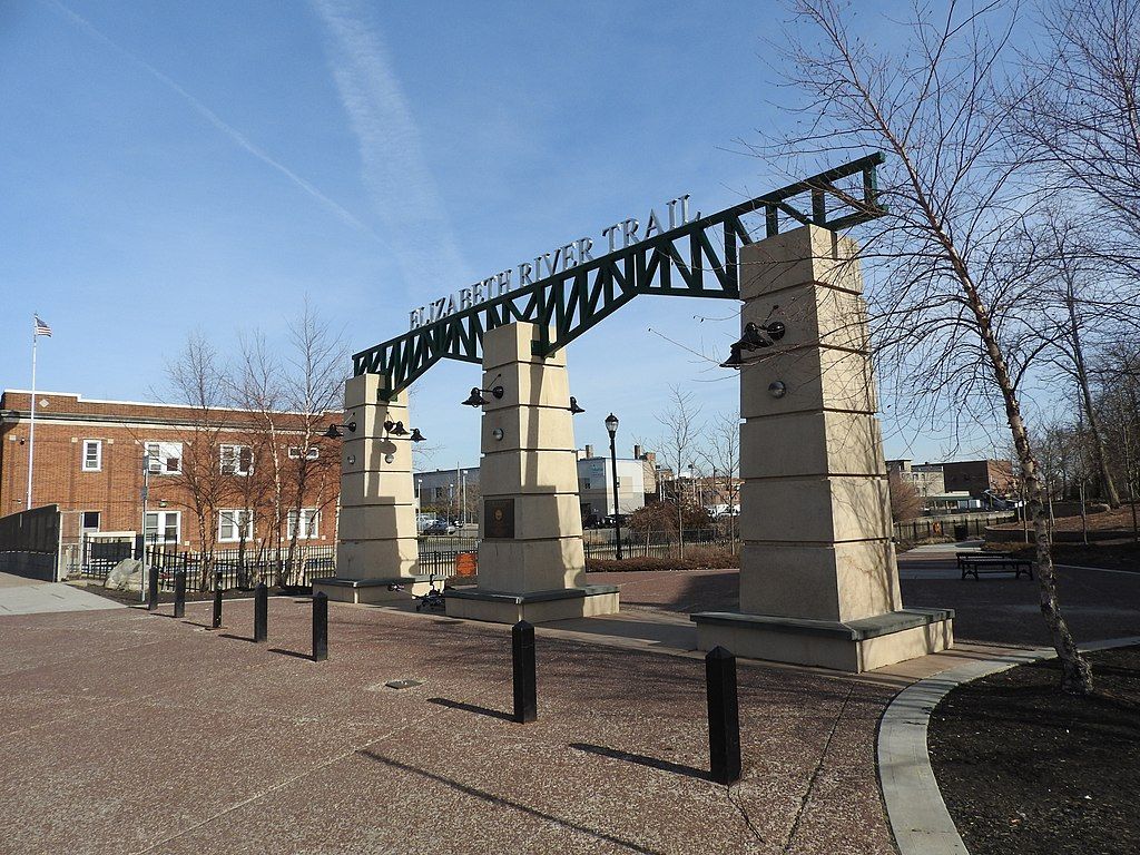 Entrance archway of Elizabeth River Trail