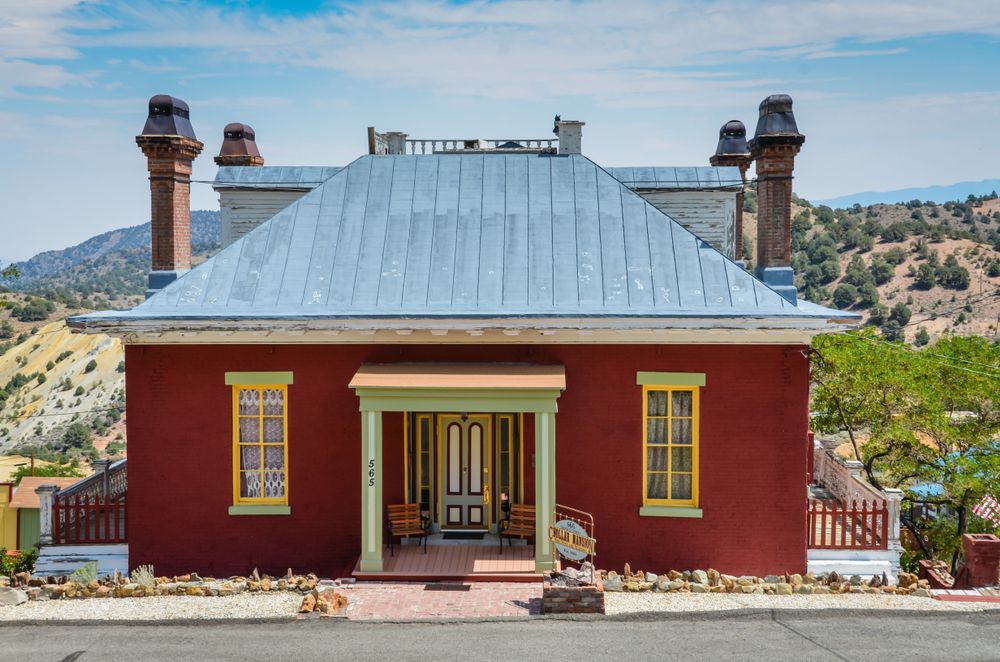 Exterior of the Chollar Mansion