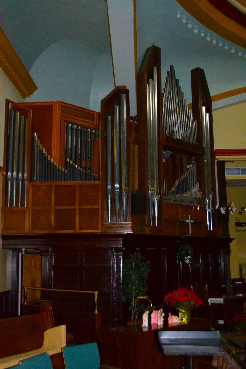 Interior of the First Christian Church