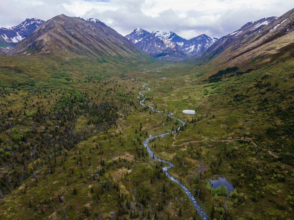 Aerial view of eagle lake along Eagle and Symphony Lakes trail