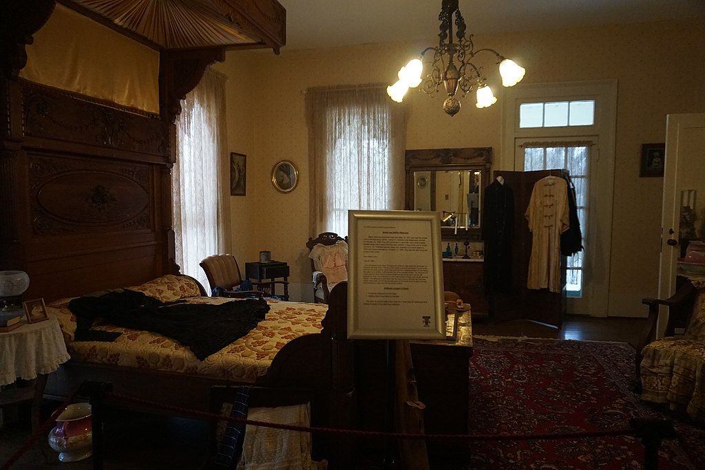 Interior of Goodman Le-Grand Home and Museum