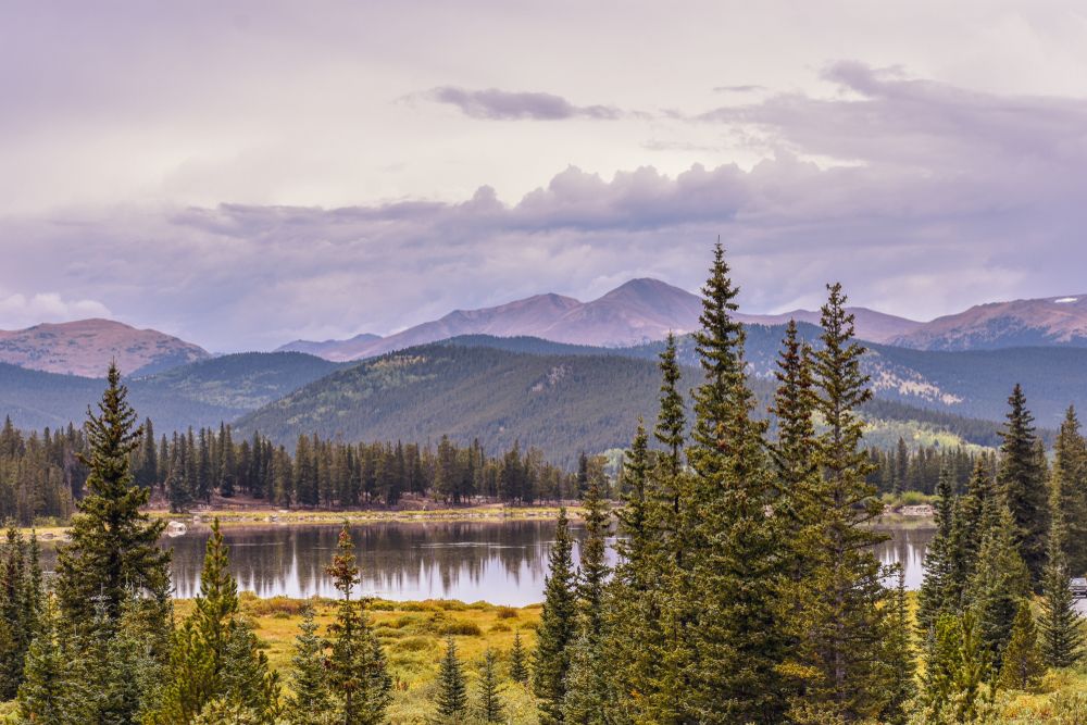 Scenic view of Echo Lake Park