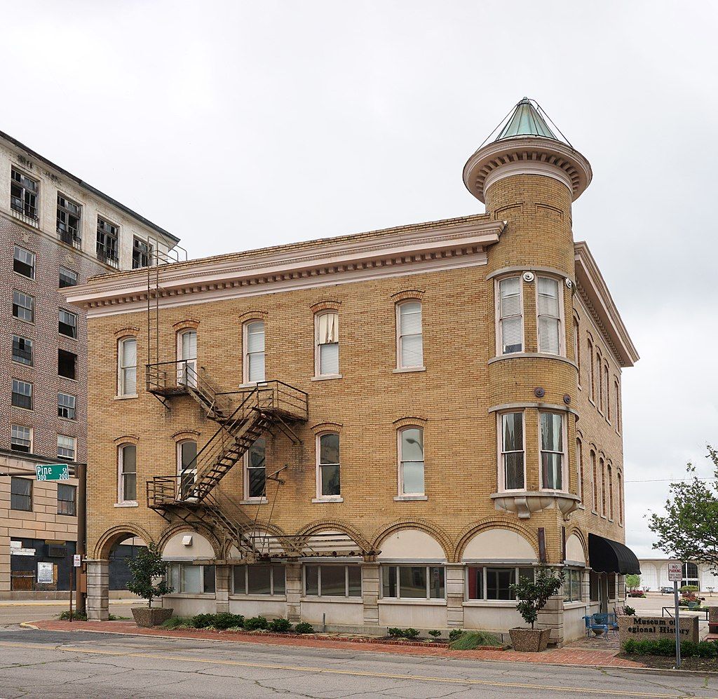 Exterior of Texarkana Museum of Regional History