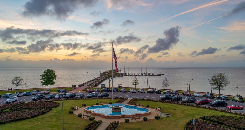 Far view of the Fairhope Municipal Pier