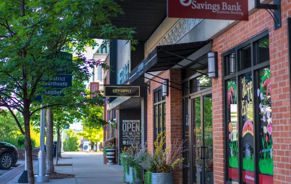 Shops along Fayetteville Downtown Square